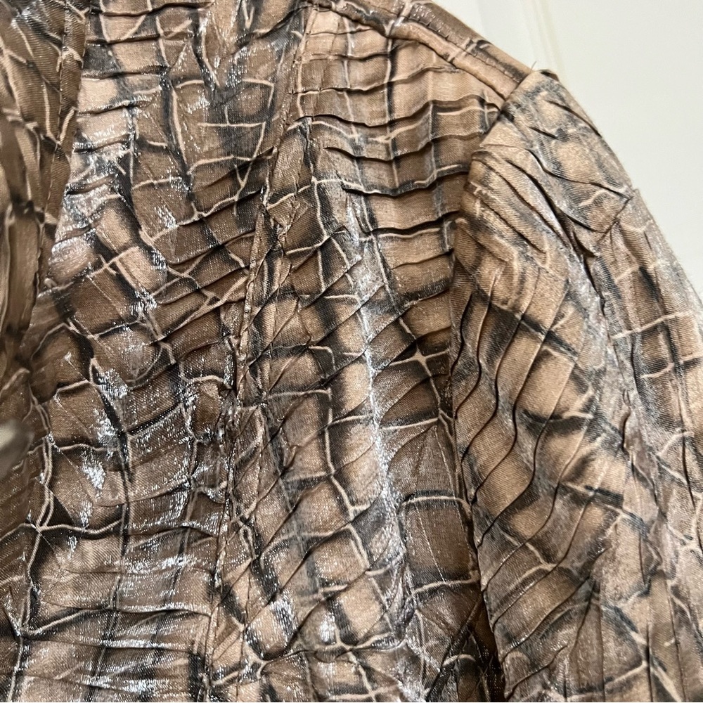 Chico's Crocodile Patterned Button Layering Top - image 8